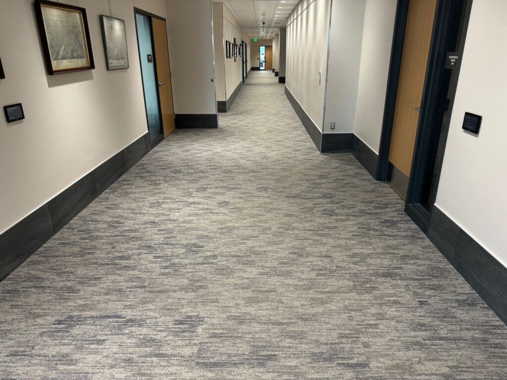 a carpet floor in a commercial building